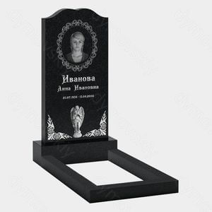 Памятник на могилу (10-144) «Ангелочек с овальной рамкой» 10-144