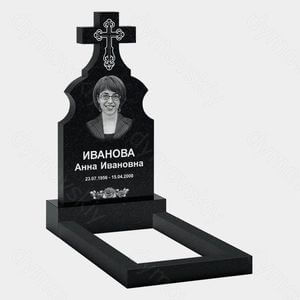 Памятник на могилу (10-404) «С фигурным крестом и плавными контурами» 10-404