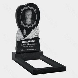 Памятник на могилу (10-554) «Сердце с природным камнем и свечой» 10-554