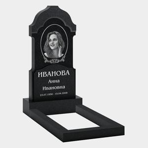 Памятник на могилу (32-140) «С овальной рамкой и растительным орнаментом» 32-140