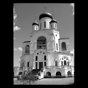 71-732 — Храм православный с куполами