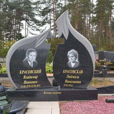 Памятник на кладбище