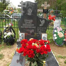 Памятник на кладбище